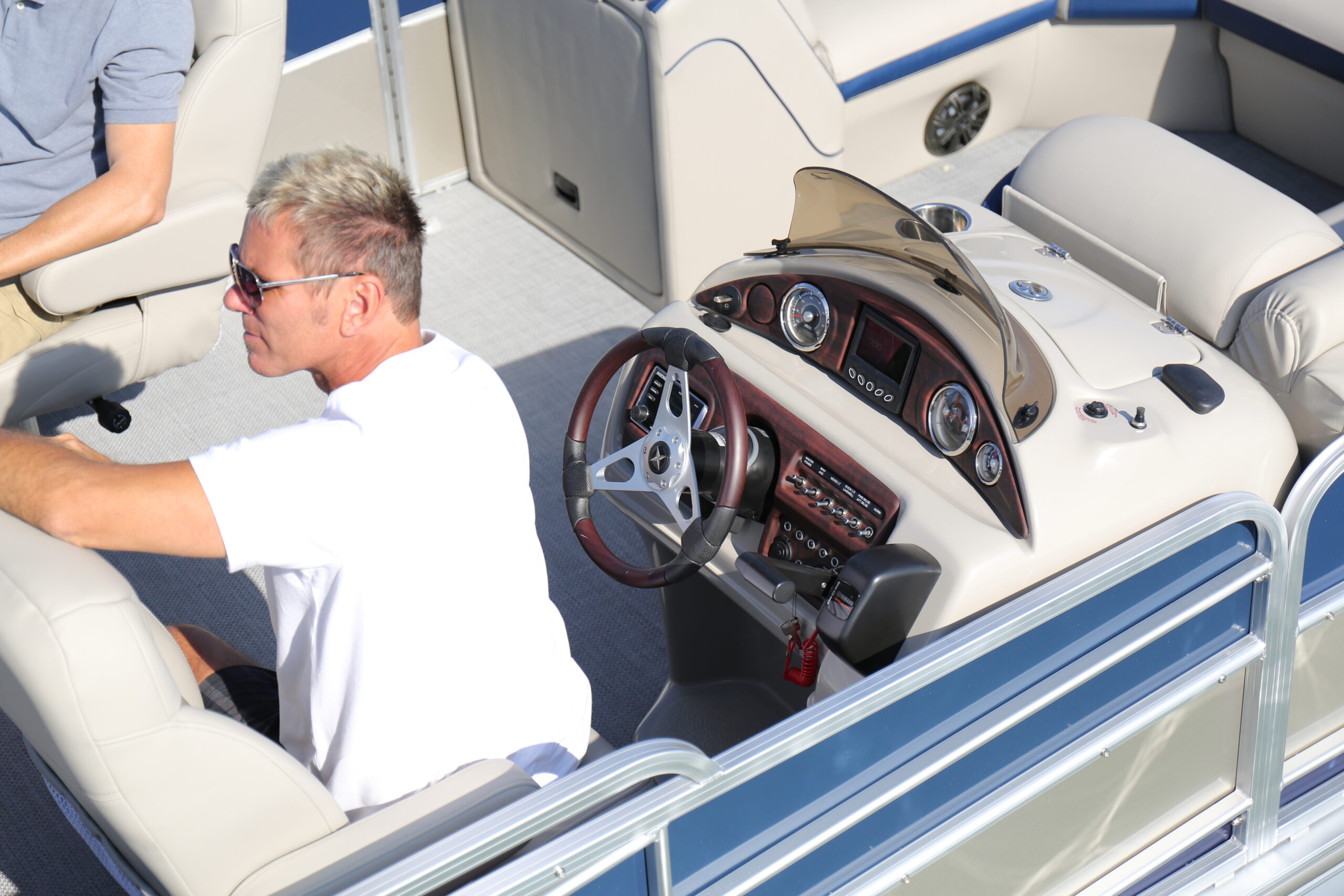 Cheaper Lake Texoma Boat Rentals in Lake Texoma Boat Club Big Water